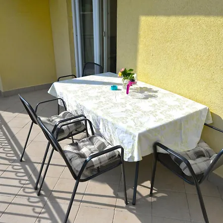 Apartment Goranka *