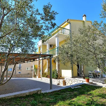 Apartment Goranka *